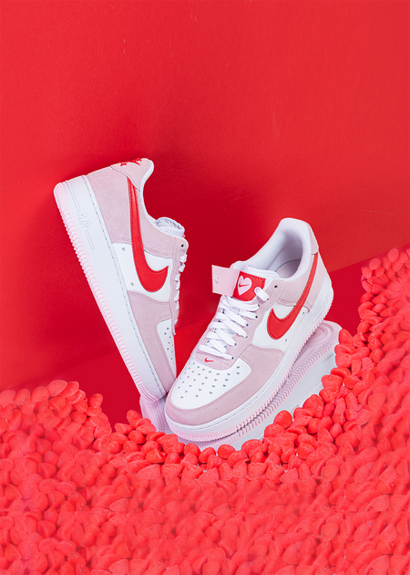 Nike Air Force 1 07 QS Valentines Day Love Letter