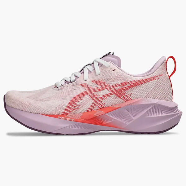 Asics Novablast 5 White Coral Reef (women's)