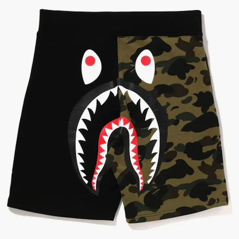 Bape 1st Camo Back Shark Sweat Shorts Black/green