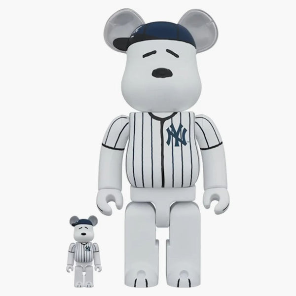 Bearbrick X Peanuts X Mlb New York Yankees Snoopy 100% & 400% Set