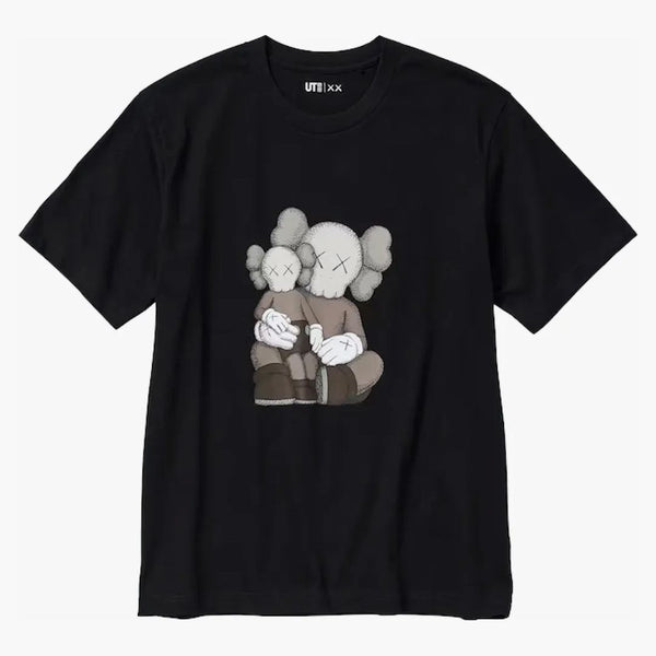 Kaws X Uniqlo Ut Short Sleeve Graphic T-shirt (asia Sizing) Black