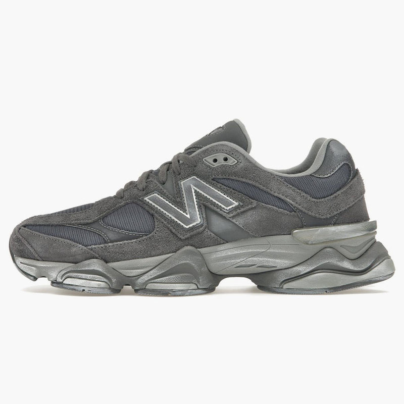 New Balance 9060 Magnet