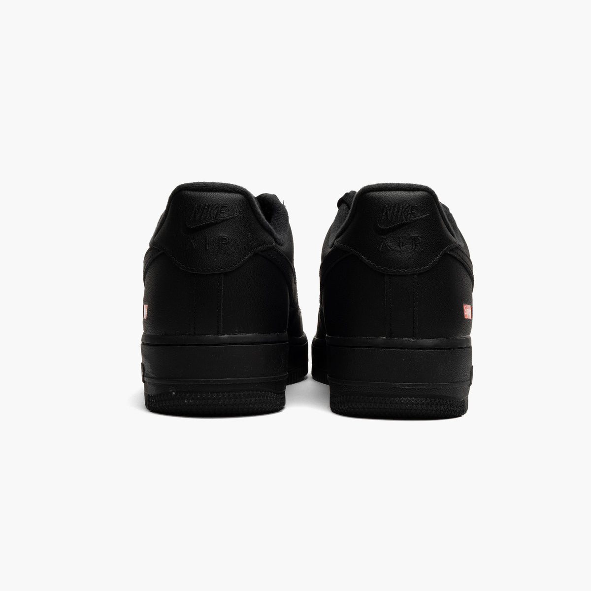 Kaufe Nike Air Force 1 Low Supreme Black bei Hypeneedz